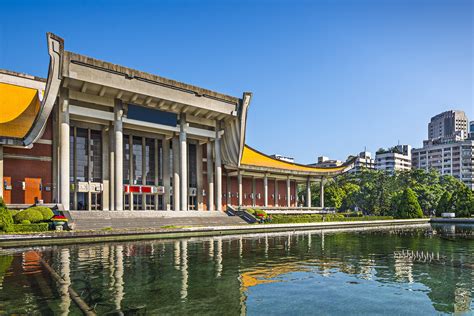  Sun Yat-sen Memorial Hall - En Resa Genom Kinesisk Historia och Sällskaplig Engagemang!