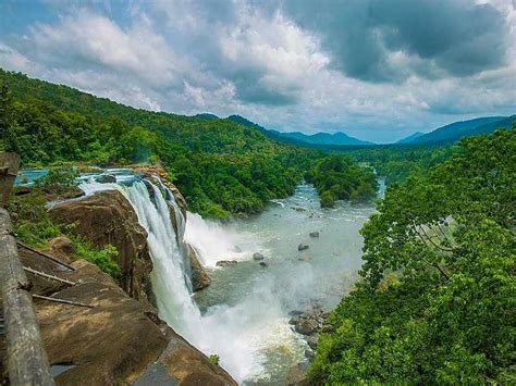  Yirgalem Waterfall: En Naturlig Parad med Turism Potential!